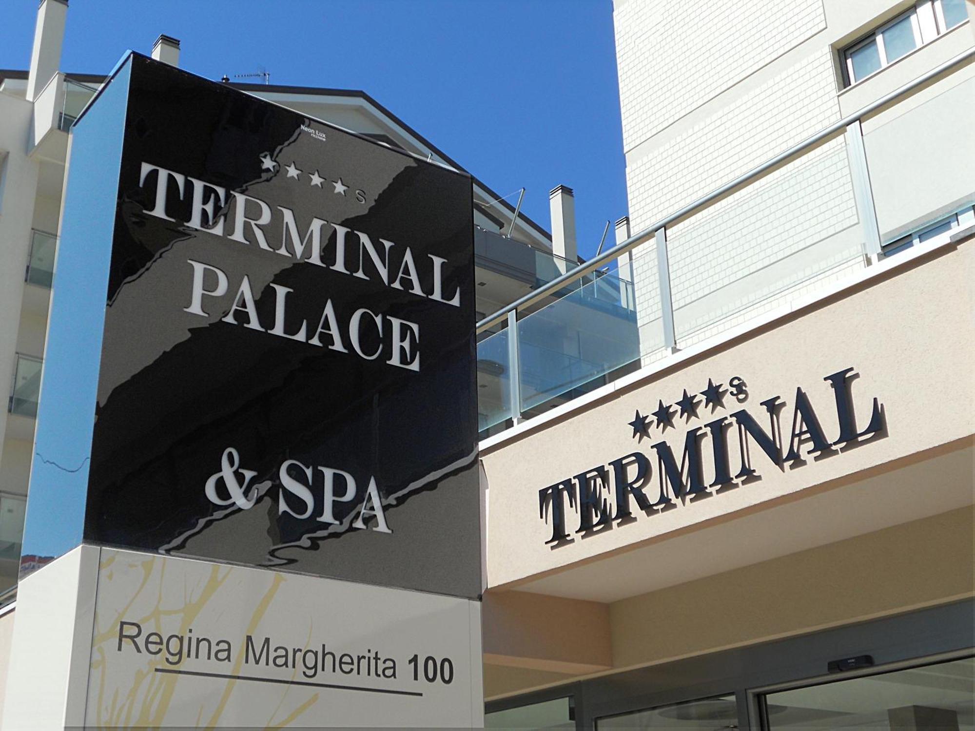Terminal Palace & Spa Rimini Kültér fotó